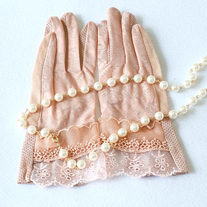 Bridal Gloves, White Lace Short Full Finger Bridal Gloves, Wedding Gloves, Wedding Accessory, TYP0554